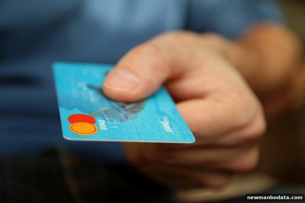 新万博提现审核全攻略：银行卡提现资料要求与流程详解