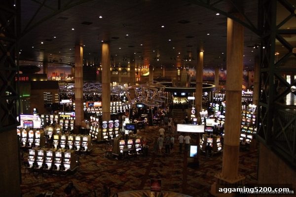 新万博带你玩转桌游思维：规则解析、概率计算与心理博弈全攻略